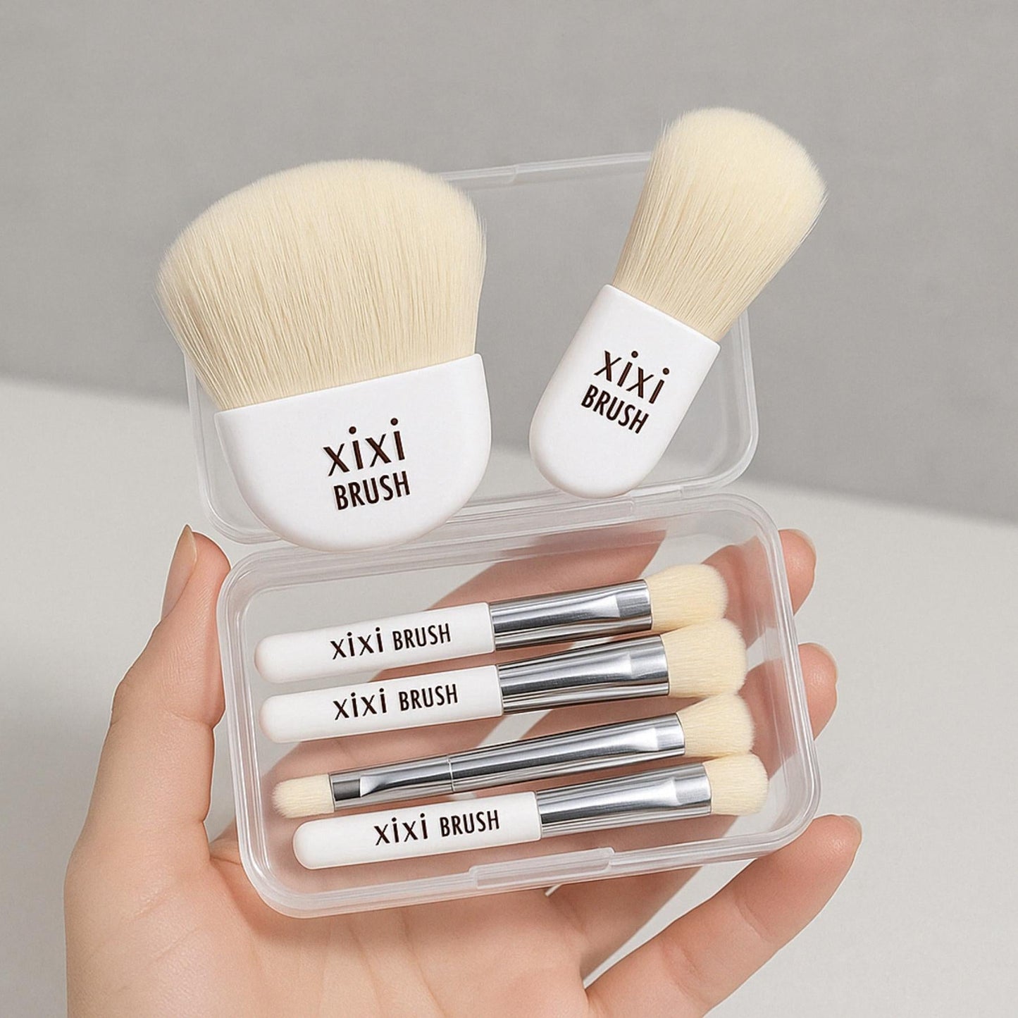set pinceaux maquillage compact